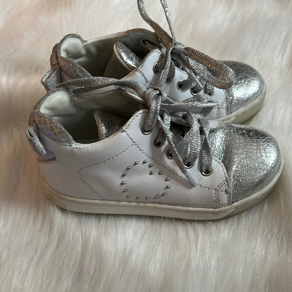 Falcotto silver heart sneakers preowned 24 or US 7.5